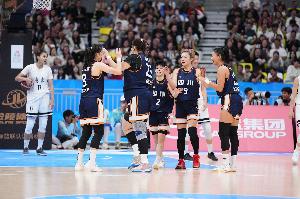 记者：四川女篮一年内两次开翻航母 本场冷门足以载入全运会历史