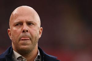 赛季前12轮输掉6场或更多，利物浦是第4支做到这点的英超卫冕冠军