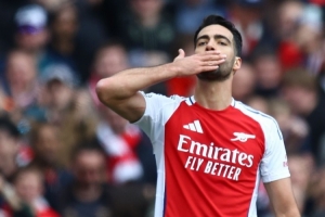 记者：梅里诺送出典型阿森纳式传球，让人想起温格时期小快灵中场