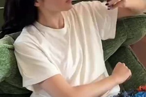 这素颜能打不？美娜妙峰山看日落： 徒步初体验~都市丽人破防~